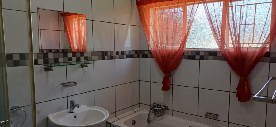 3 Bedroom Property for Sale in Eersterust Ext 1 Gauteng