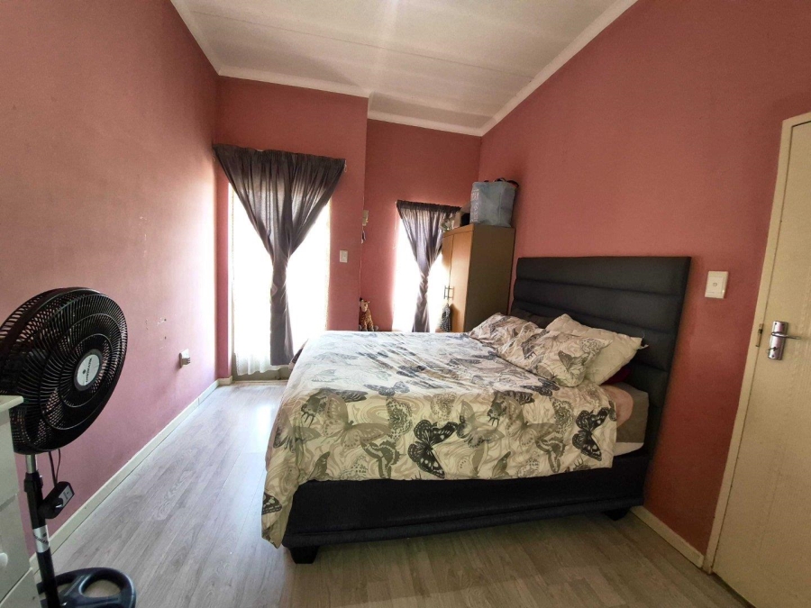 1 Bedroom Property for Sale in Norkem Park Gauteng