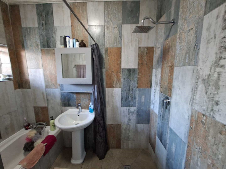 3 Bedroom Property for Sale in Villieria Gauteng