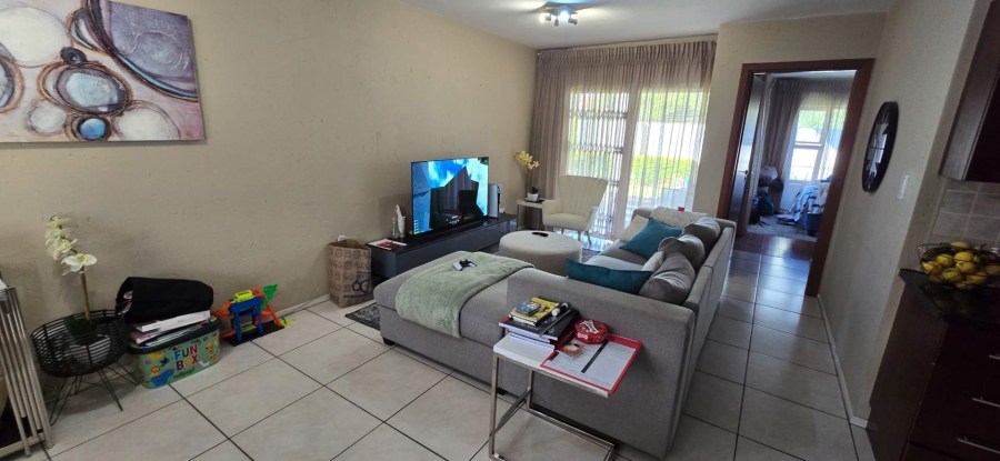 1 Bedroom Property for Sale in Hurlyvale Gauteng