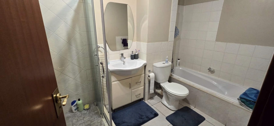 1 Bedroom Property for Sale in Hurlyvale Gauteng