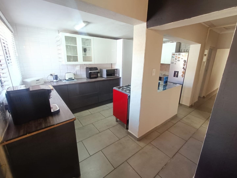 3 Bedroom Property for Sale in Hennopspark Gauteng