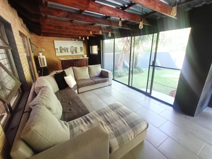 3 Bedroom Property for Sale in Hennopspark Gauteng