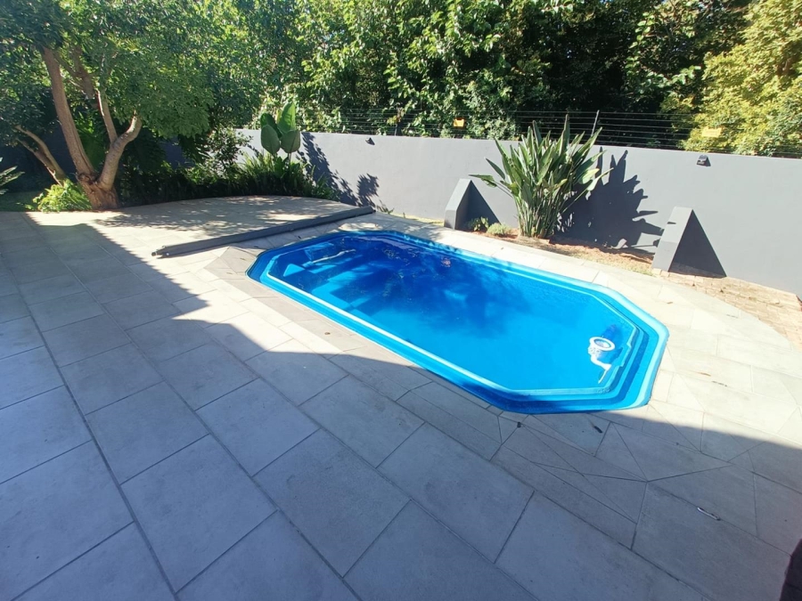 3 Bedroom Property for Sale in Hennopspark Gauteng