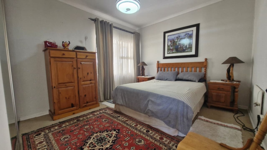 4 Bedroom Property for Sale in Bassonia Gauteng