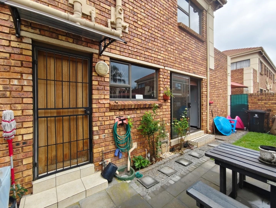 3 Bedroom Property for Sale in Florentia Gauteng