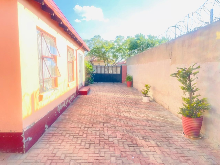 3 Bedroom Property for Sale in Goudrand Gauteng