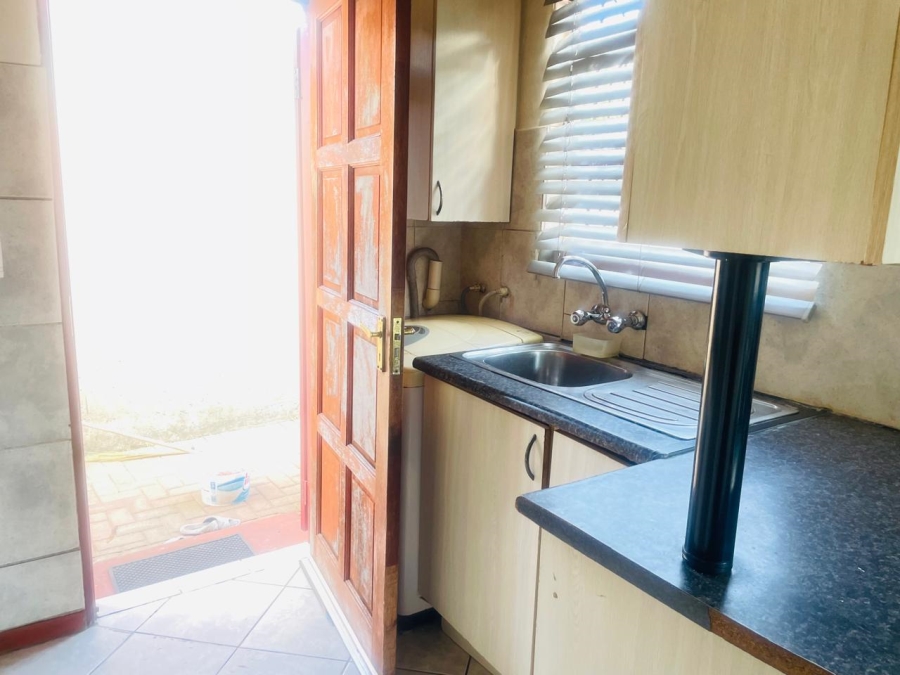 3 Bedroom Property for Sale in Goudrand Gauteng