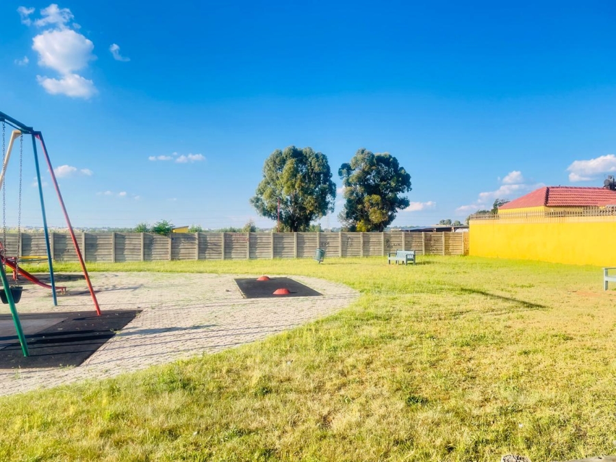 3 Bedroom Property for Sale in Goudrand Gauteng