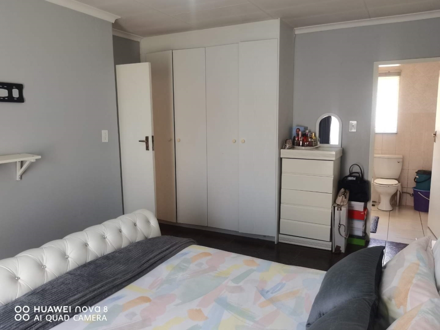 3 Bedroom Property for Sale in Elandspark Gauteng