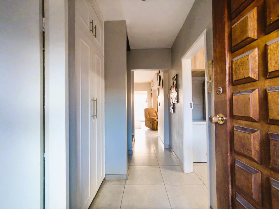 3 Bedroom Property for Sale in Brackenhurst Gauteng