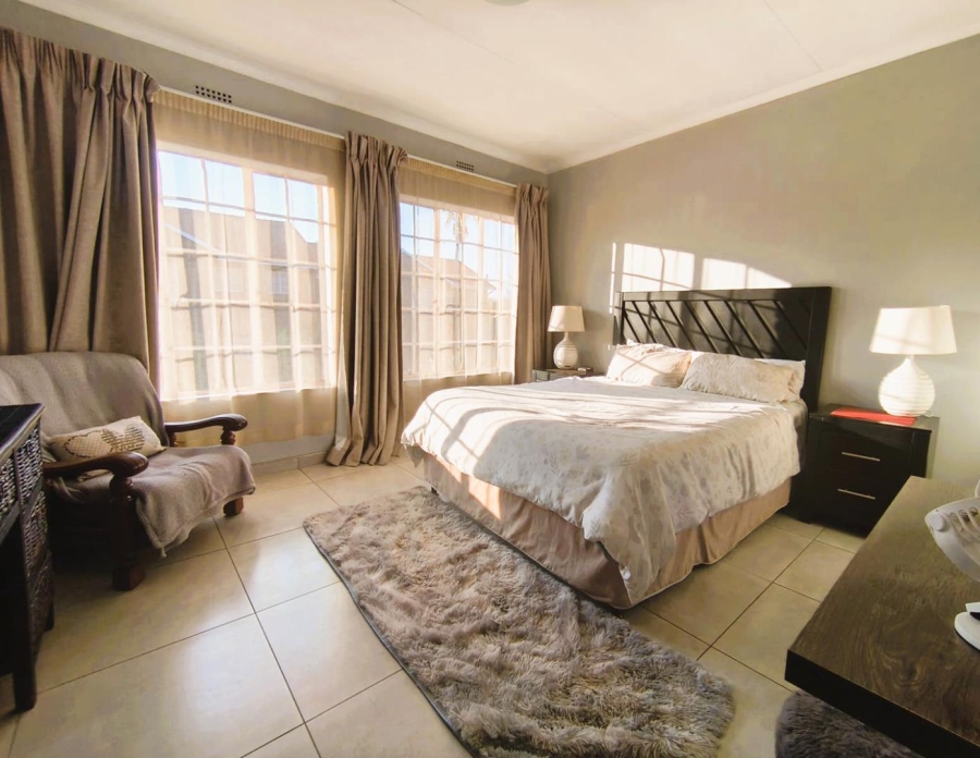 3 Bedroom Property for Sale in Brackenhurst Gauteng