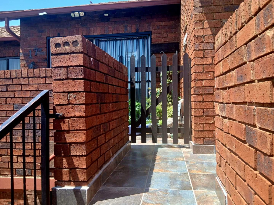 3 Bedroom Property for Sale in Elandspark Gauteng