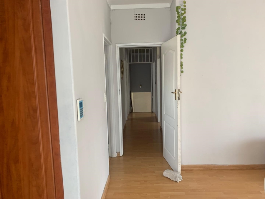 4 Bedroom Property for Sale in Glenanda Gauteng