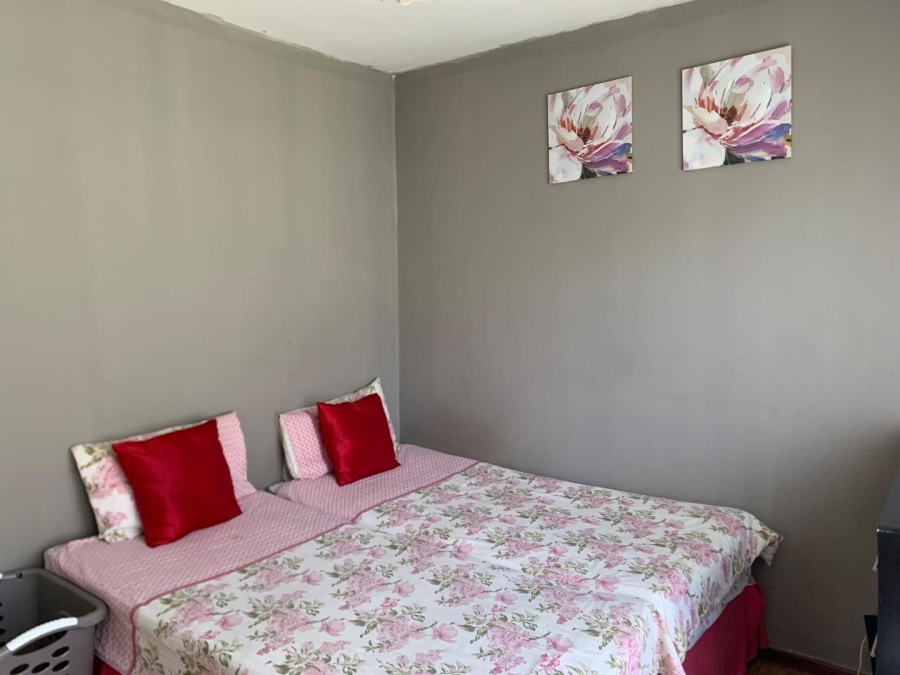 5 Bedroom Property for Sale in Naturena Gauteng