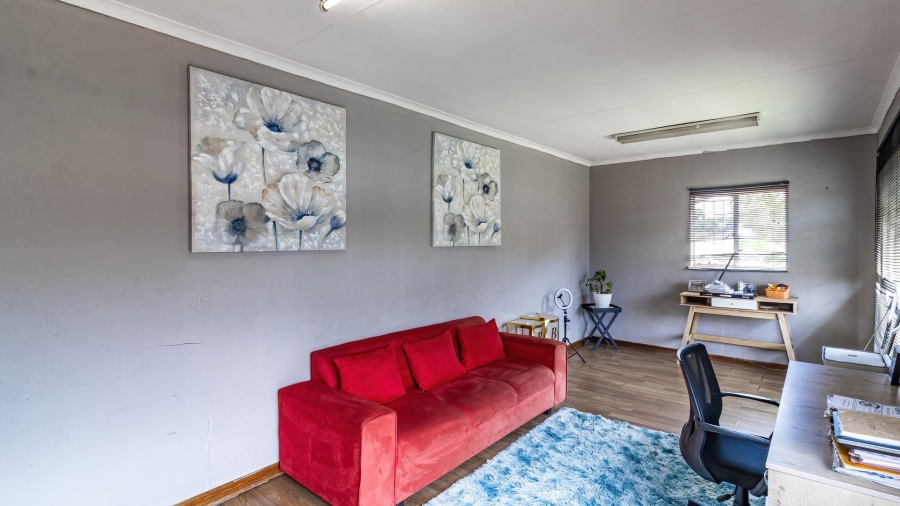 5 Bedroom Property for Sale in Naturena Gauteng