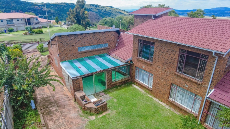 5 Bedroom Property for Sale in Naturena Gauteng