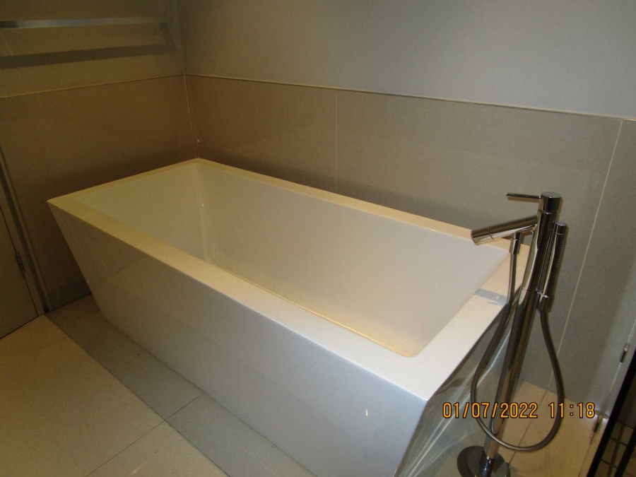 2 Bedroom Property for Sale in Kramerville Gauteng