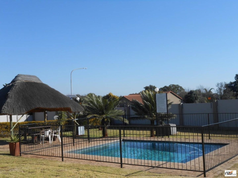 3 Bedroom Property for Sale in Zwartkop Gauteng