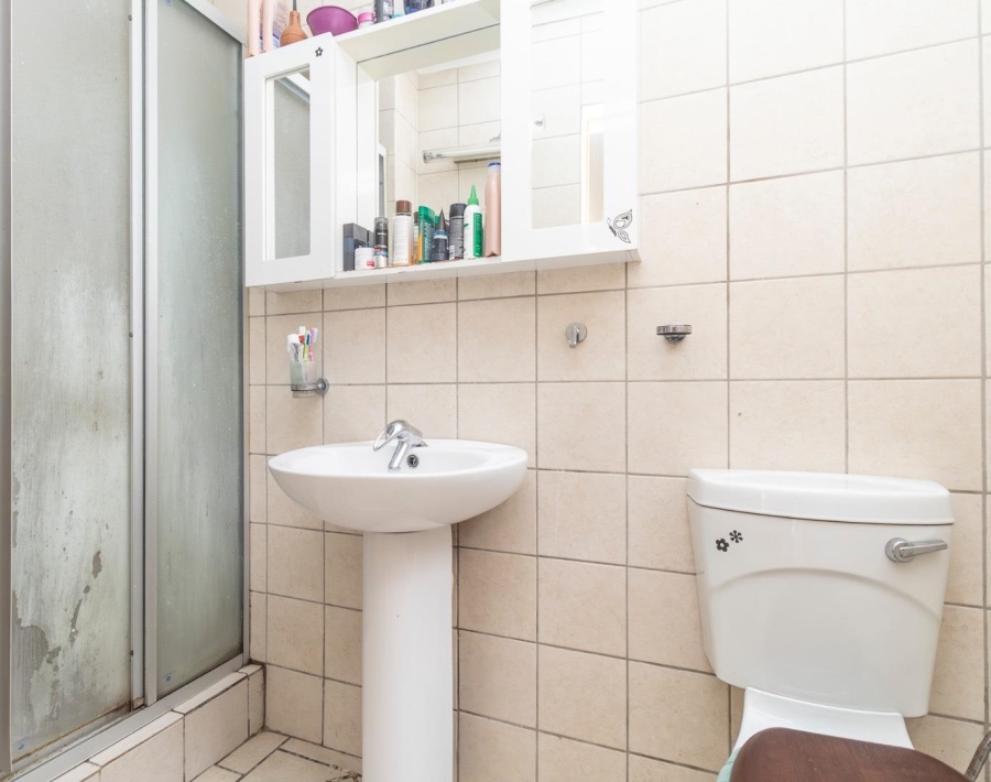 4 Bedroom Property for Sale in Radiokop Gauteng