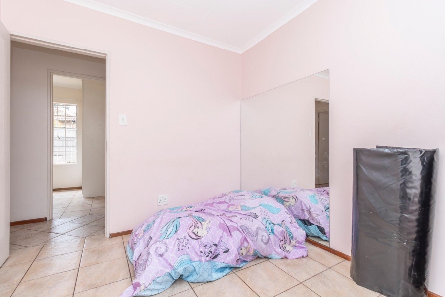 4 Bedroom Property for Sale in Radiokop Gauteng