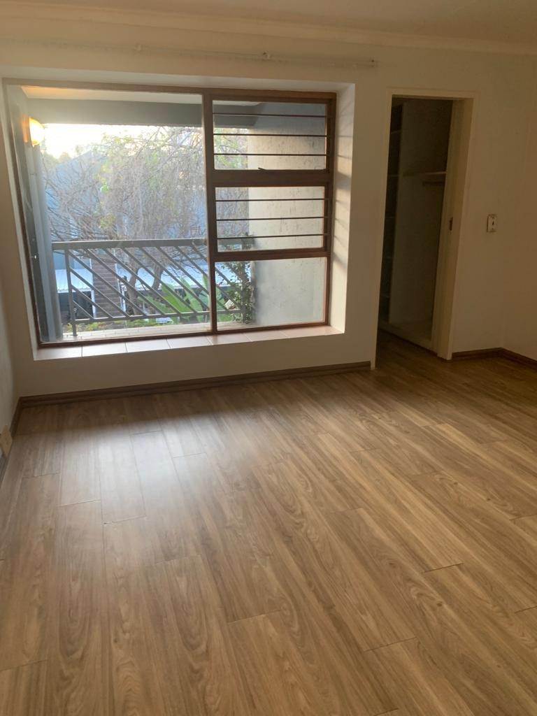 To Let 2 Bedroom Property for Rent in Sandown Gauteng