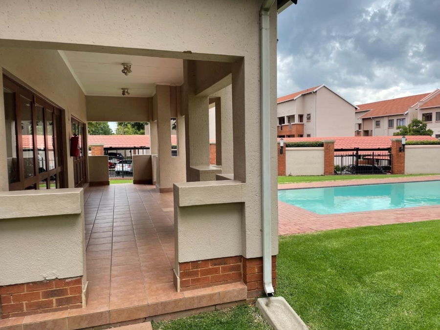 To Let 1 Bedroom Property for Rent in Paulshof Gauteng