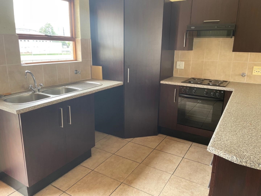 To Let 1 Bedroom Property for Rent in Paulshof Gauteng