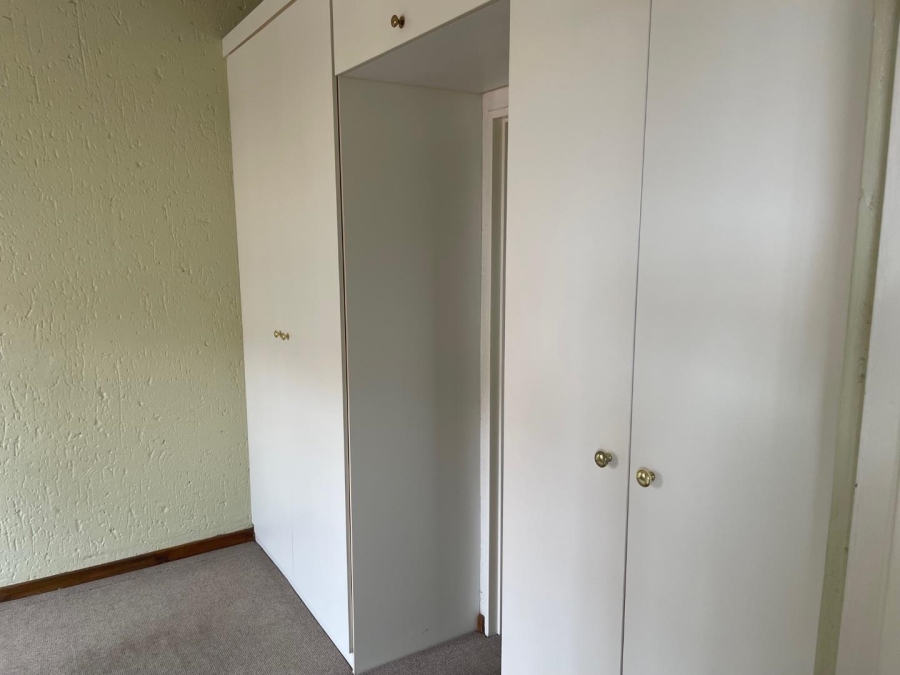 To Let 1 Bedroom Property for Rent in Paulshof Gauteng
