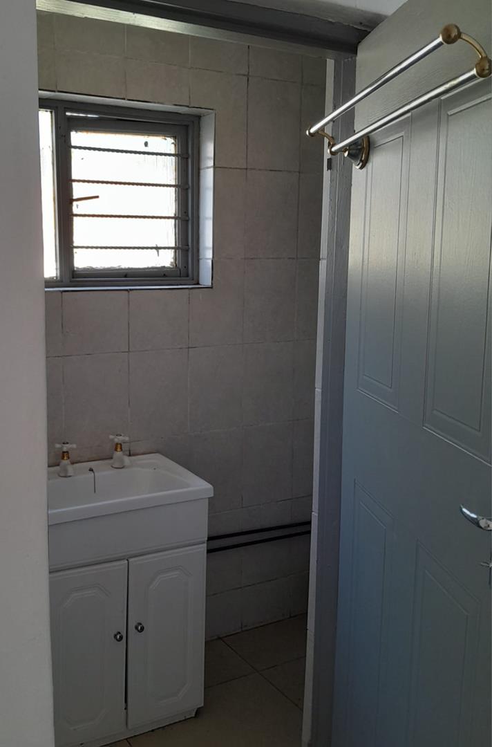 1 Bedroom Property for Sale in Norwood Gauteng