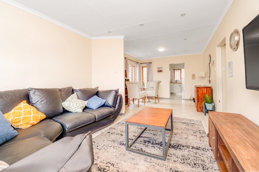 To Let 3 Bedroom Property for Rent in Morningside Gauteng