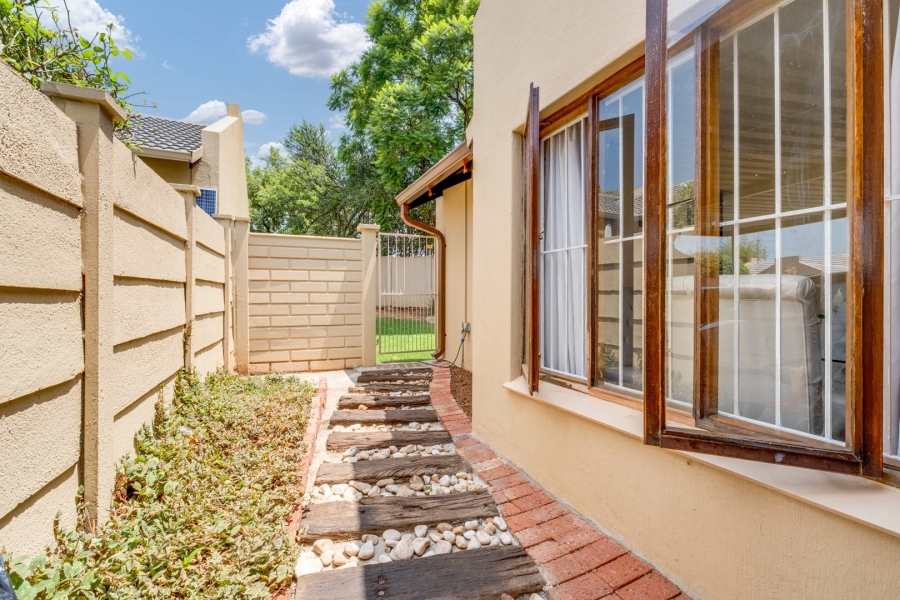 To Let 3 Bedroom Property for Rent in Morningside Gauteng