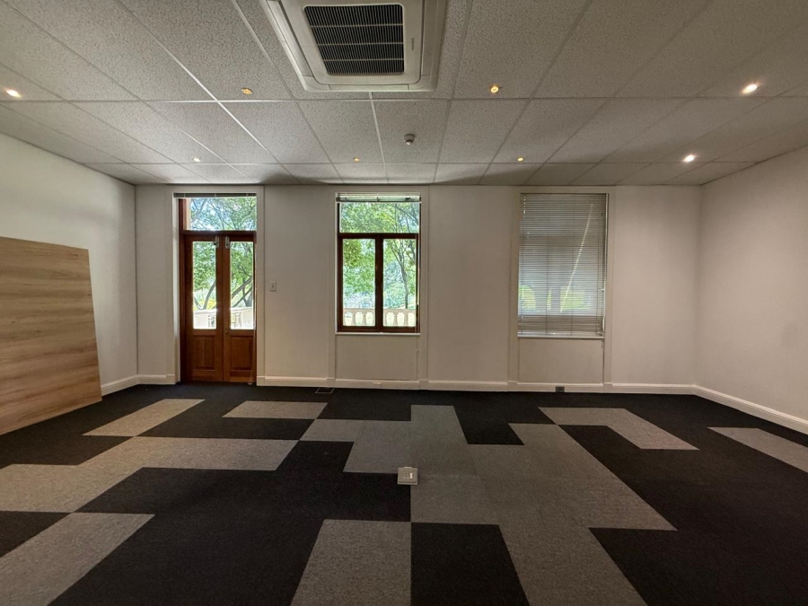 To Let commercial Property for Rent in Barlow Park Gauteng