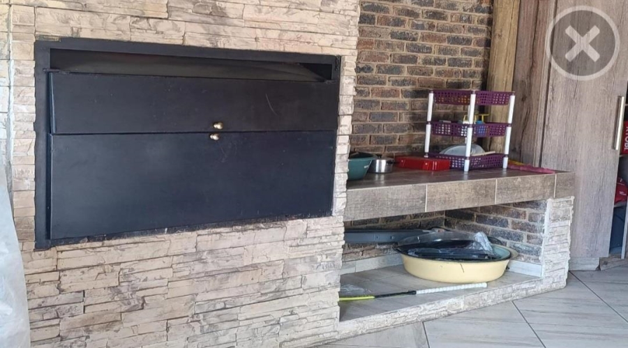 3 Bedroom Property for Sale in Pretoria North Gauteng