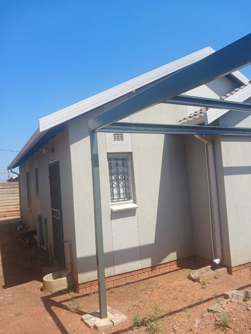 3 Bedroom Property for Sale in Rosslyn Gauteng