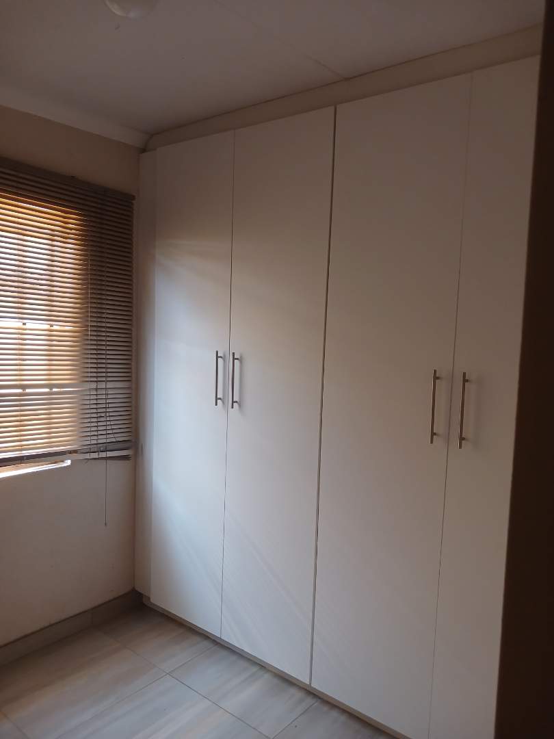 3 Bedroom Property for Sale in Rosslyn Gauteng