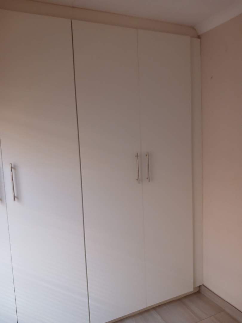 3 Bedroom Property for Sale in Rosslyn Gauteng