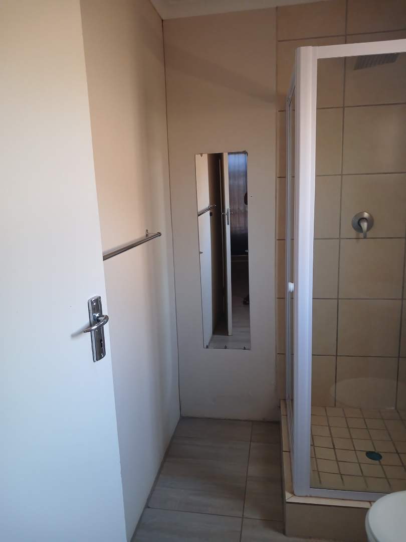 3 Bedroom Property for Sale in Rosslyn Gauteng