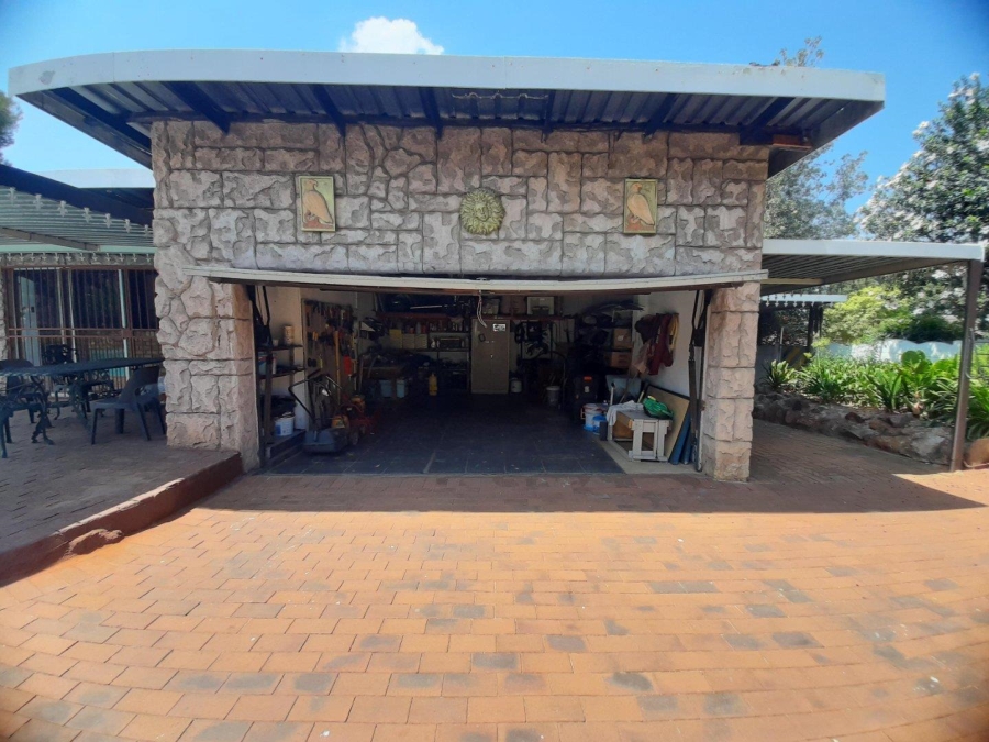 4 Bedroom Property for Sale in Hazeldene Gauteng