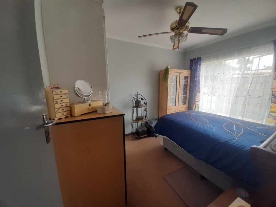 4 Bedroom Property for Sale in Hazeldene Gauteng