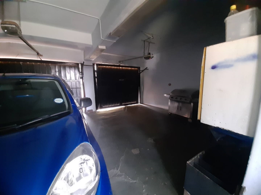 4 Bedroom Property for Sale in Hazeldene Gauteng