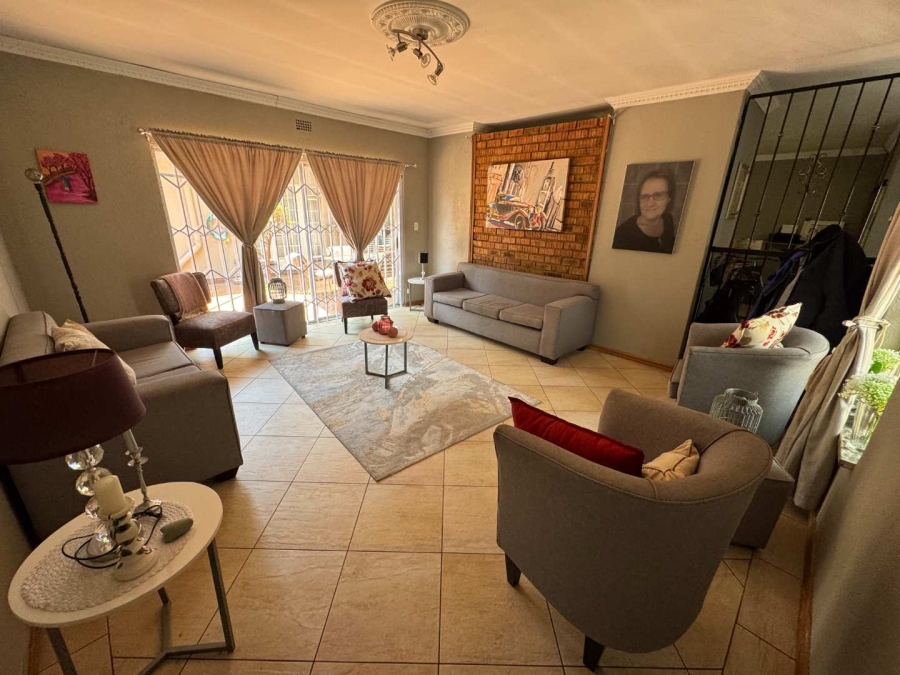 3 Bedroom Property for Sale in Brackenhurst Gauteng