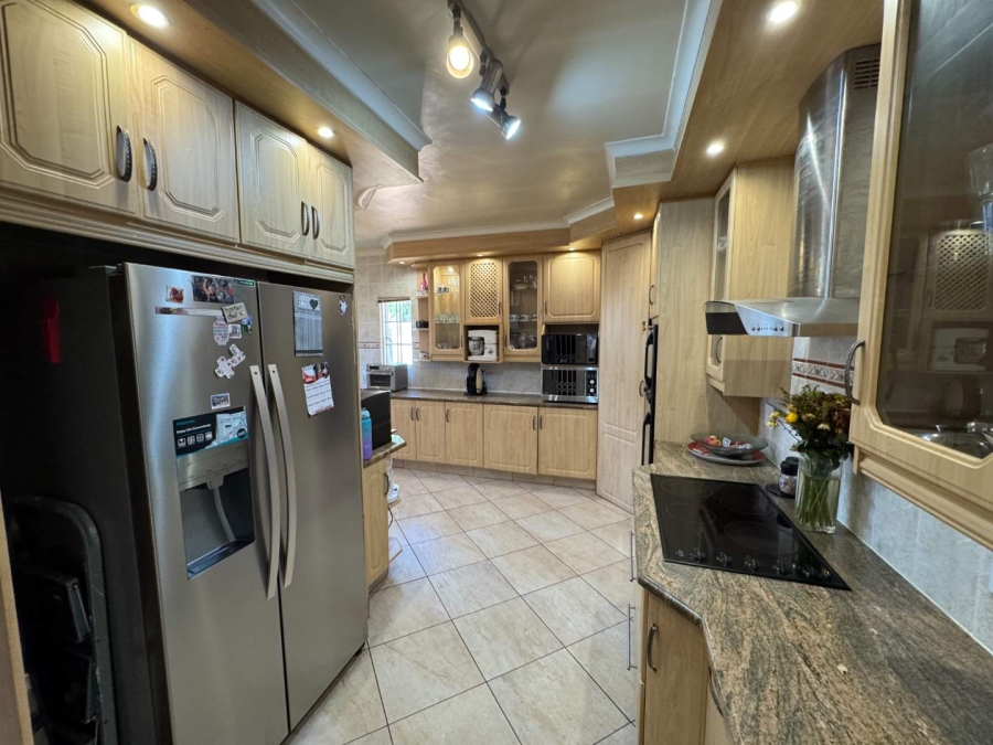 3 Bedroom Property for Sale in Brackenhurst Gauteng