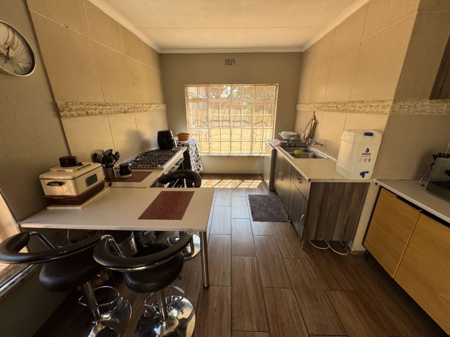 3 Bedroom Property for Sale in Brackenhurst Gauteng