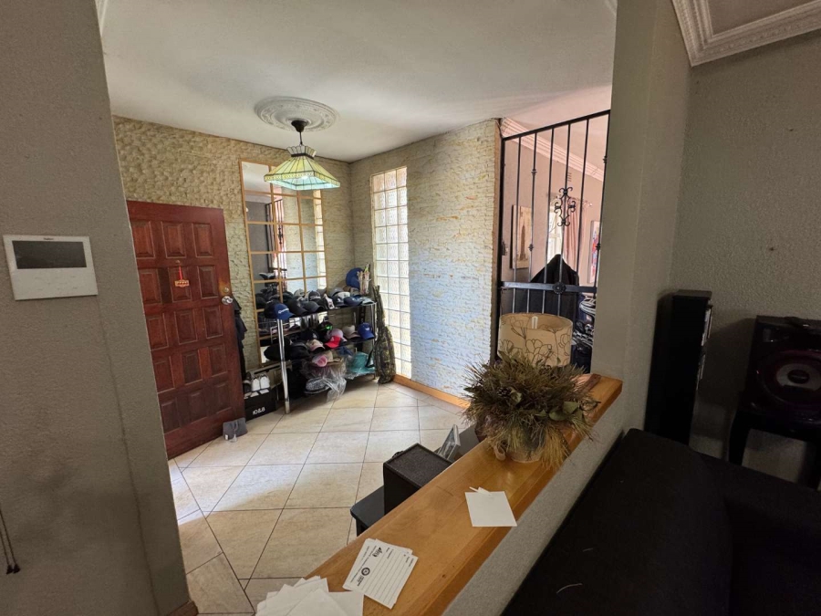 3 Bedroom Property for Sale in Brackenhurst Gauteng