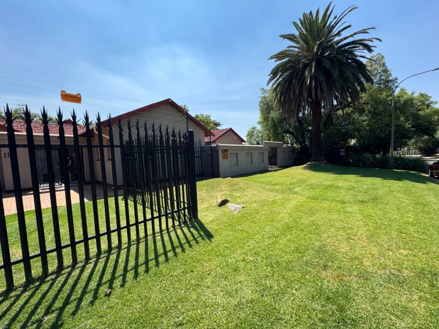 3 Bedroom Property for Sale in Brackenhurst Gauteng