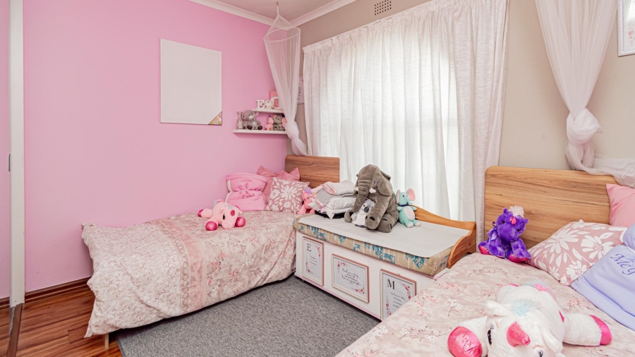 3 Bedroom Property for Sale in Verwoerdpark Gauteng