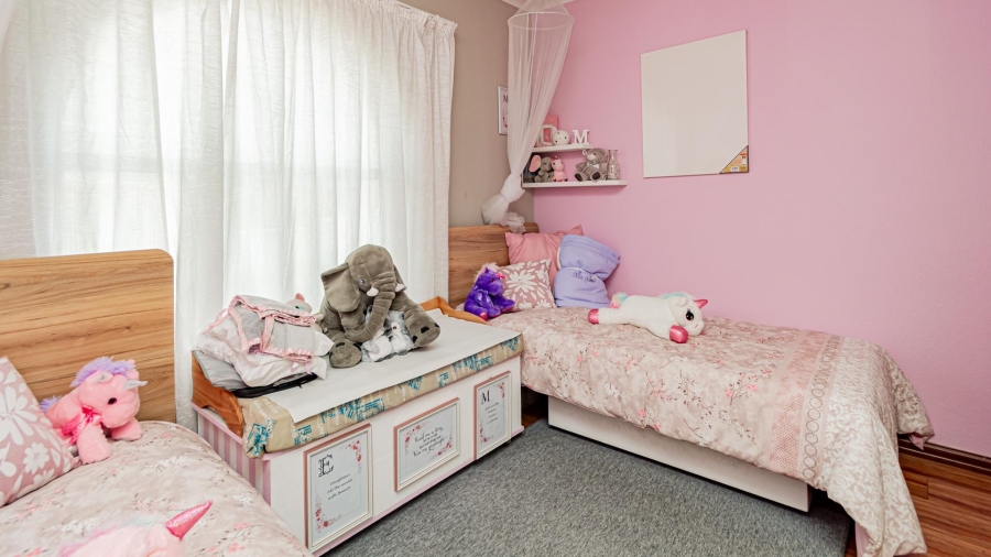 3 Bedroom Property for Sale in Verwoerdpark Gauteng