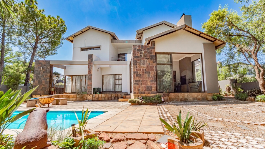 5 Bedroom Property for Sale in Eye of Africa Gauteng