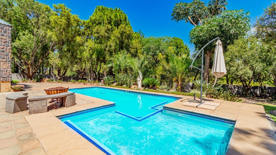 5 Bedroom Property for Sale in Eye of Africa Gauteng